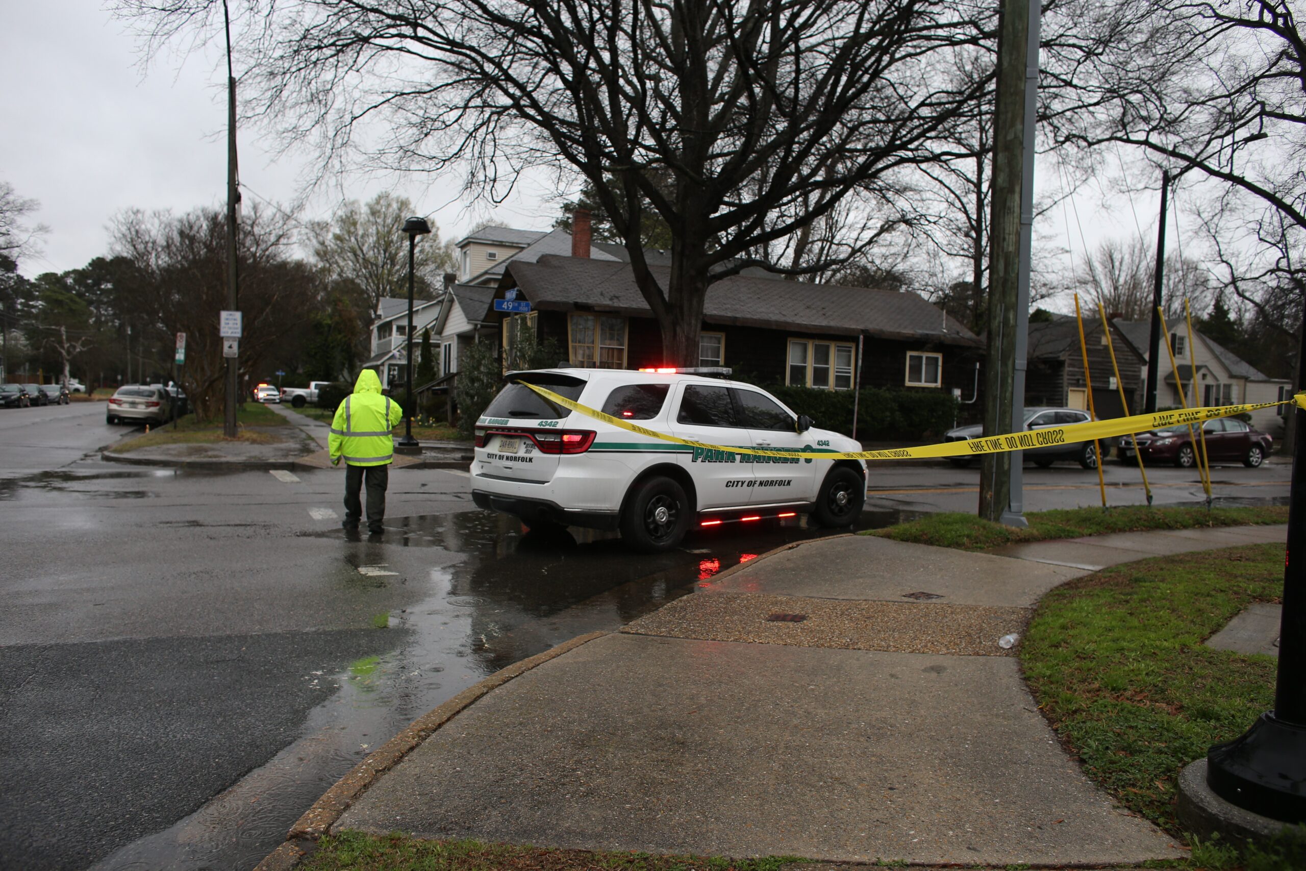 EUA encaram elevado risco de terrorismo doméstico com guerra contra Irã e cortes no Departamento de Justiça