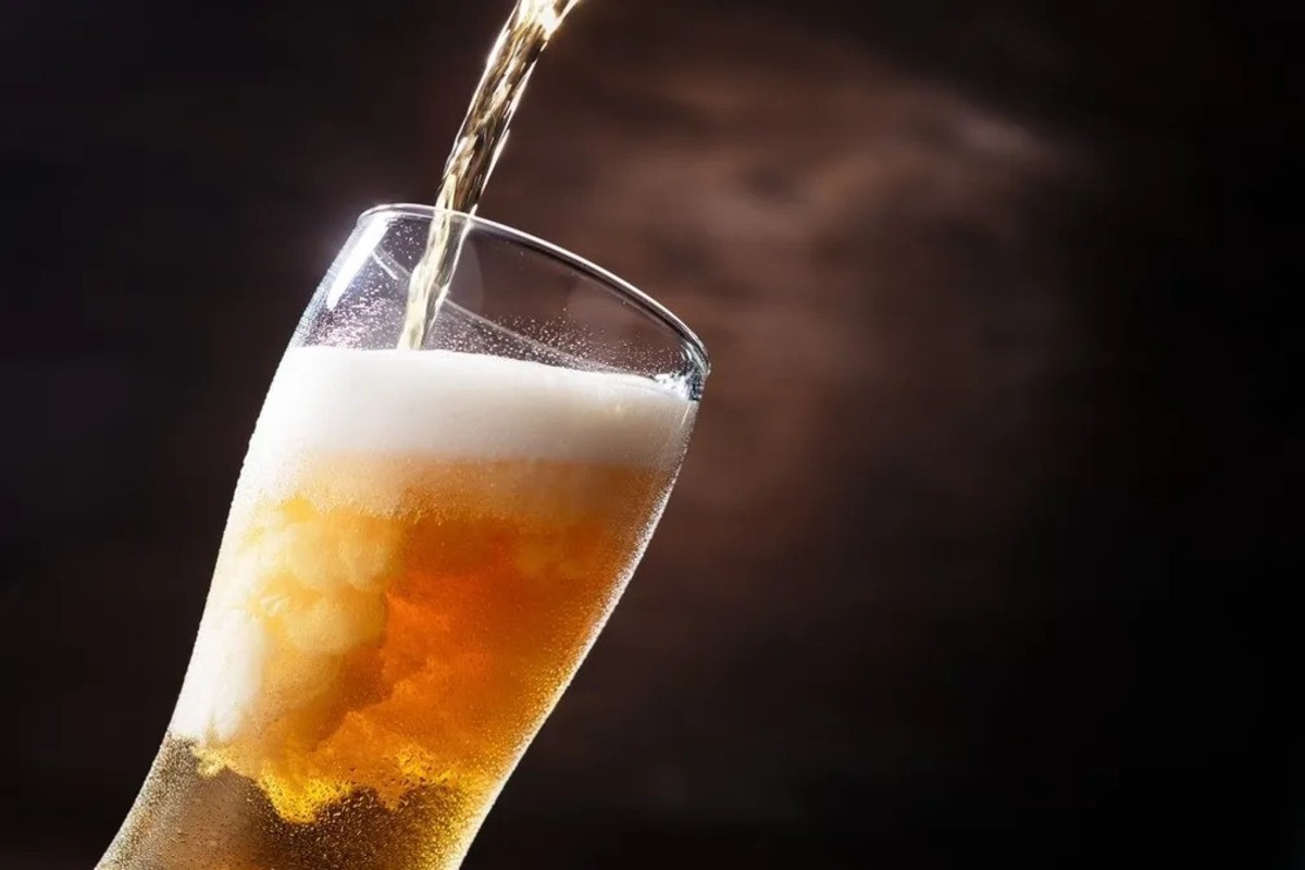 República Tcheca: por que a ‘Terra da Cerveja’ tem bebido cada vez menos e enfrenta queda recorde